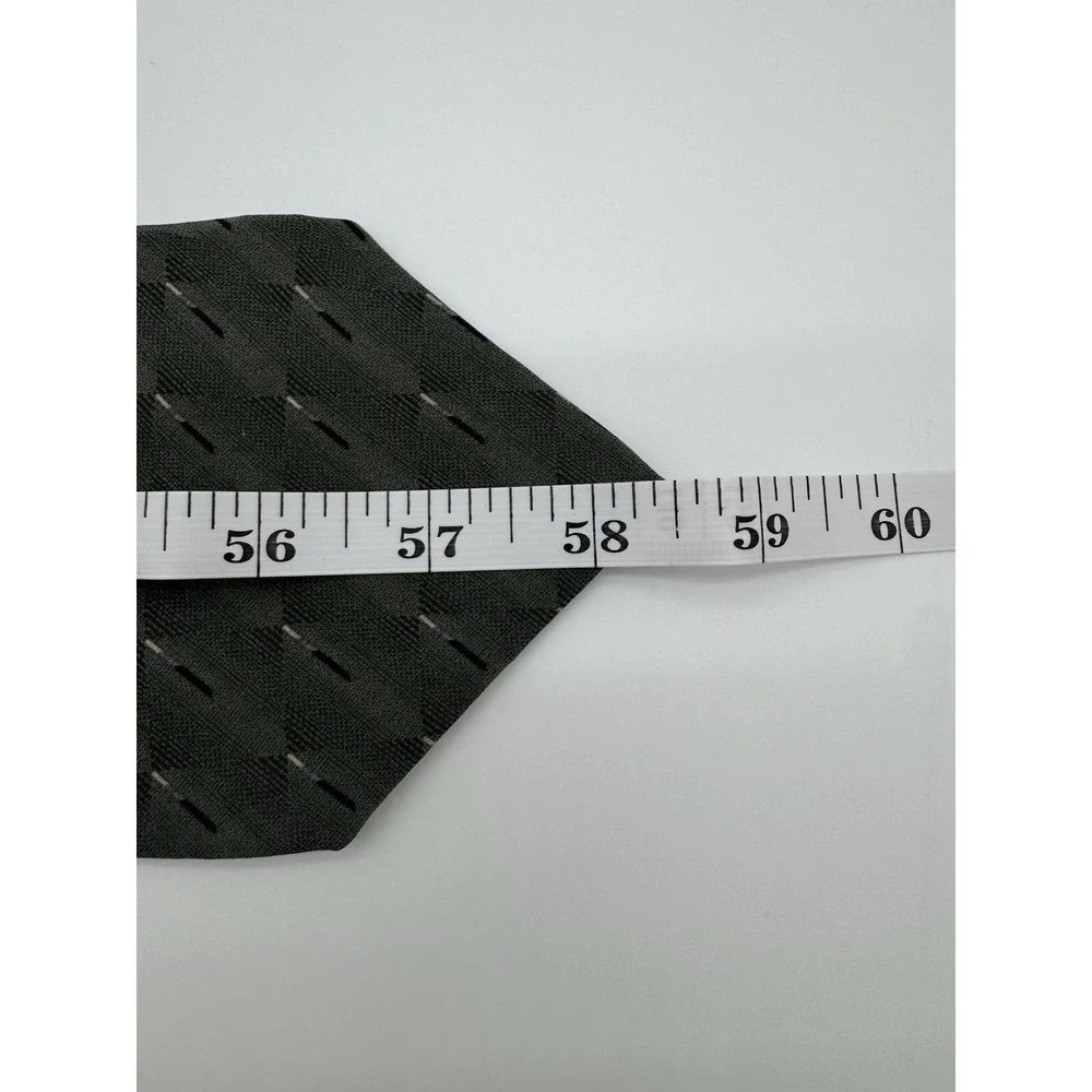 Bill Blass Silk Tie Green Geometric Pattern Classic Designer Necktie USA